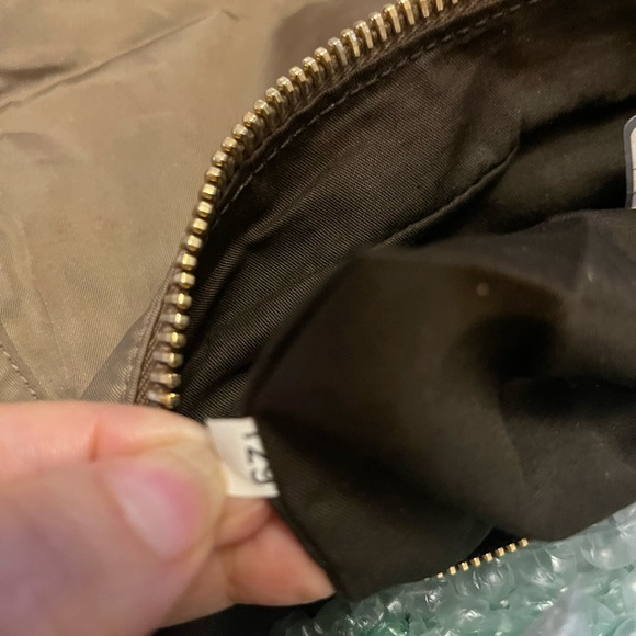 MIU MIU Khaki Pattina nylon handbag with leather trim. - Picture 2 of 9